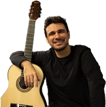 Marcos Kaiser com seu violão